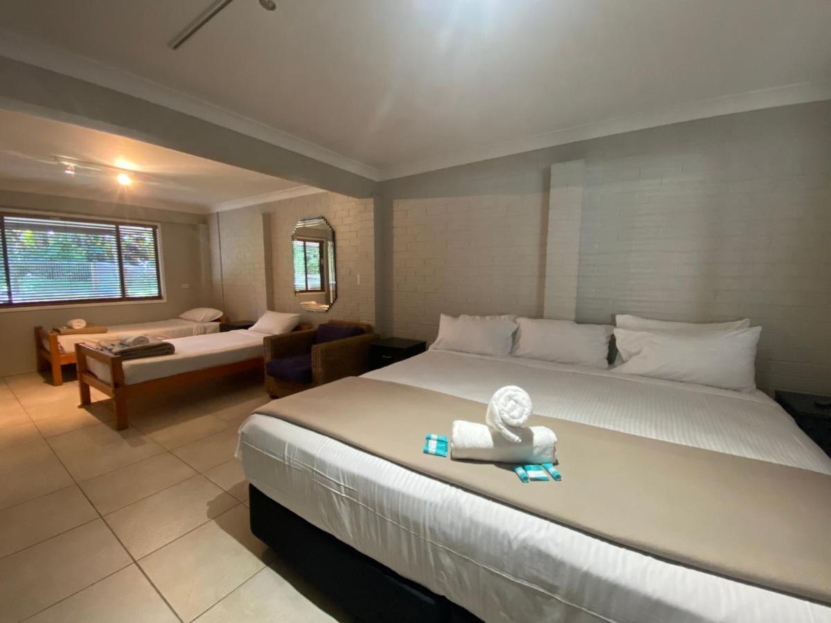 Tiona Holiday Park Екстериор снимка