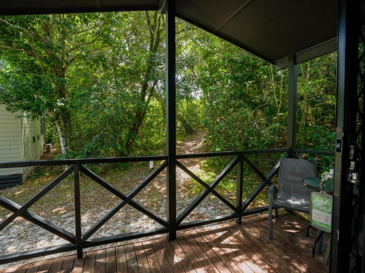 Tiona Holiday Park Екстериор снимка